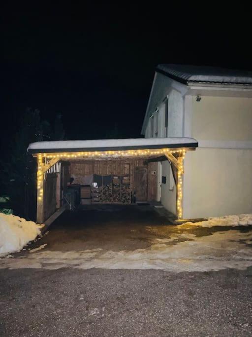 Tanjas Gemuetliches Haus Am Mondsee Hébergement de vacances